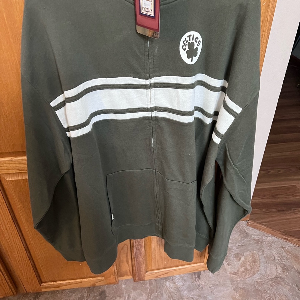 Boston Celtics full zip sweatshirt 2XL NWT